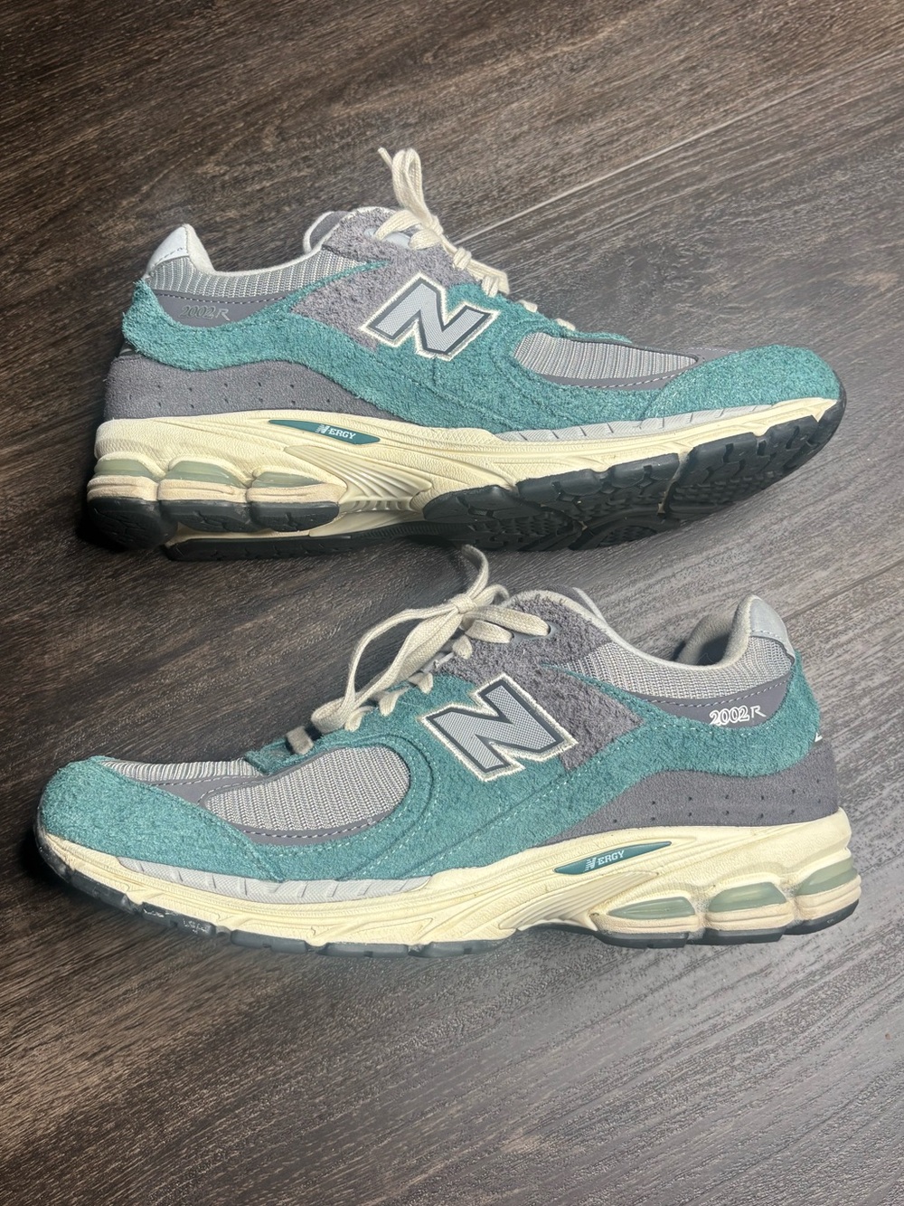 New Balance 2002R New Spruce Magnet Size 10 Mens